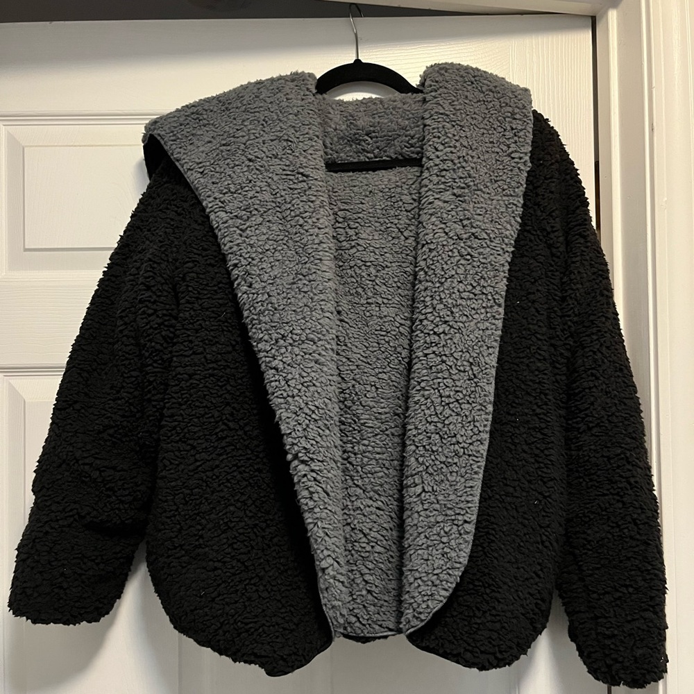 Fuzzy Cardigan/Jacket L/XL